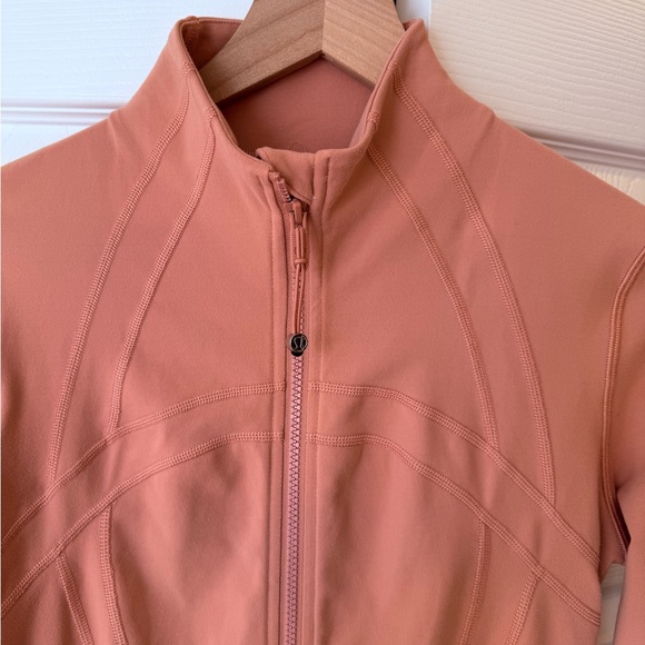 Lululemon pink define jacket size 8 - Picture 3 of 10